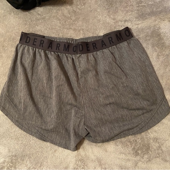Under Armour Shorts - Picture 3 of 3